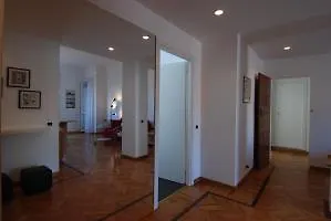 Conca Del Naviglio 2915 Milan Hld 37309 Hotel