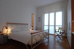 Conca Del Naviglio 2915 Milan Hld 37309 Hotel