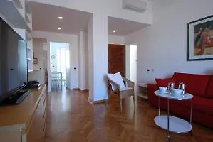 Conca Del Naviglio 2915 Milan Hld 37309 Hotel